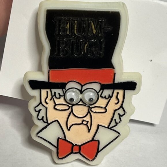VTG Scrooge HUM-BUG! Googly Eyes Black Top Hat Spectacles Bow Tie Pin 1.5"x2.25" - Picture 8 of 12